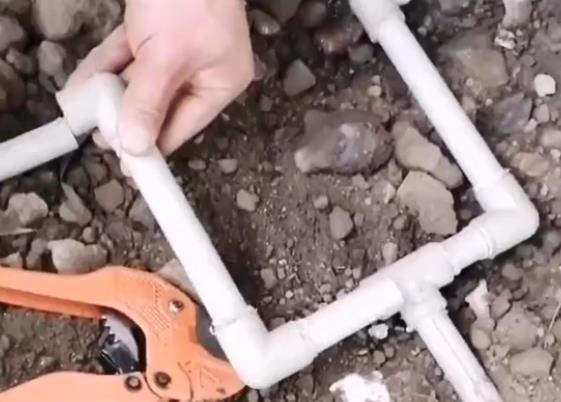 分享ppr管三通漏水怎么辦視頻，不單修好它還省料！